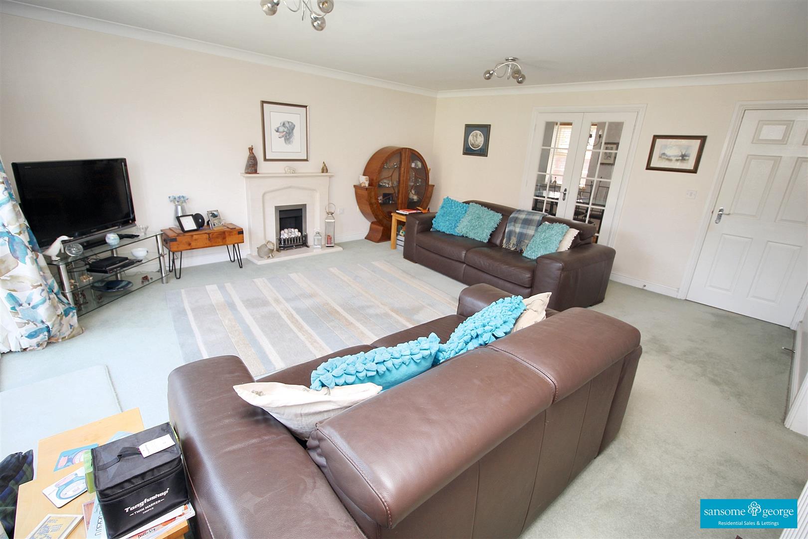 Horsecroft Way, Tilehurst, Reading